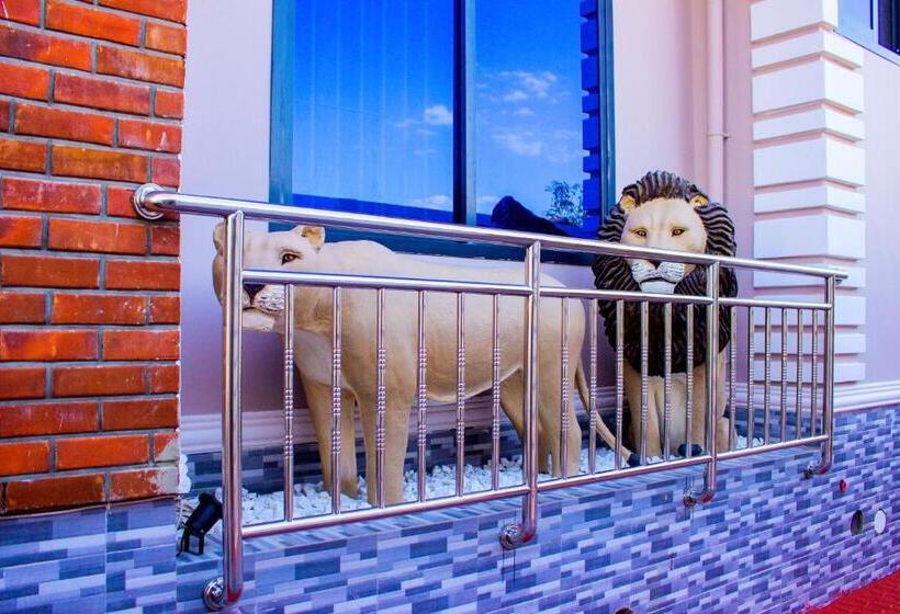 The Lavender Hotel & Tours