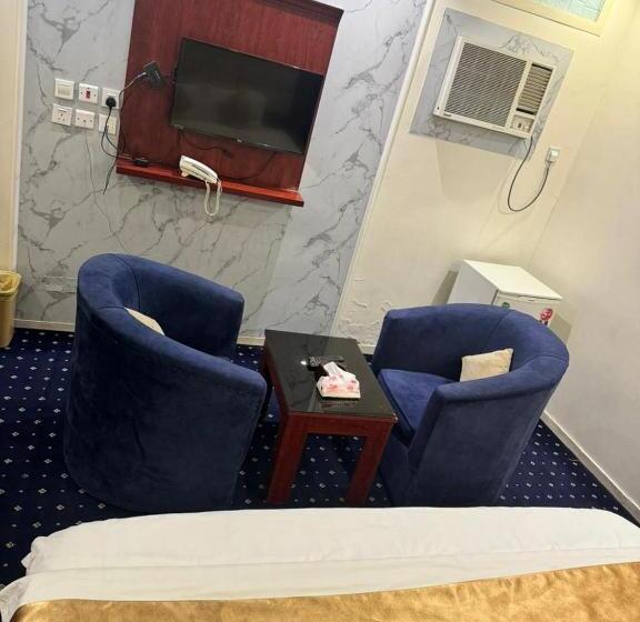 فندق أسس التاج