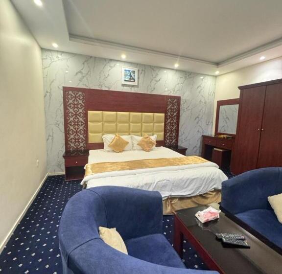 فندق أسس التاج