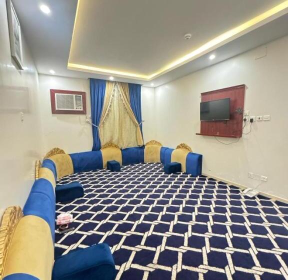 فندق أسس التاج