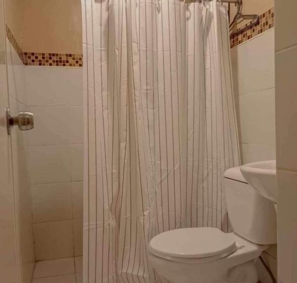 Общежитие Casa De Familia Staycation