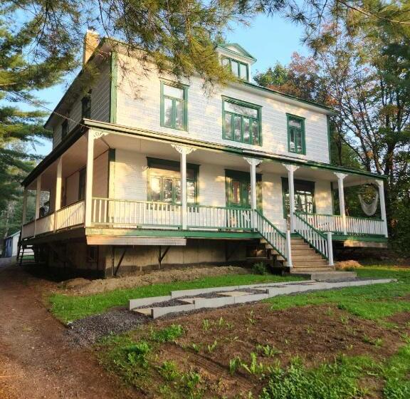 호스텔 Auberge Des Korrigans