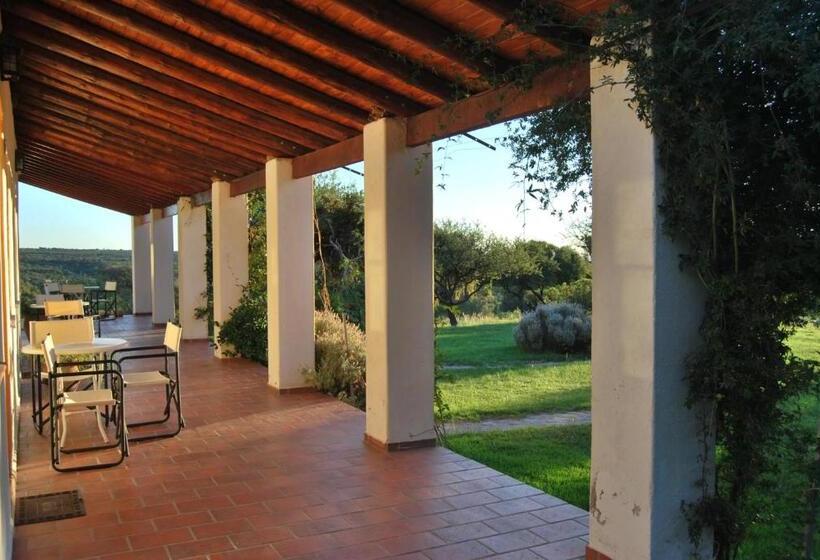 הוסטל Hostería Las Lomas