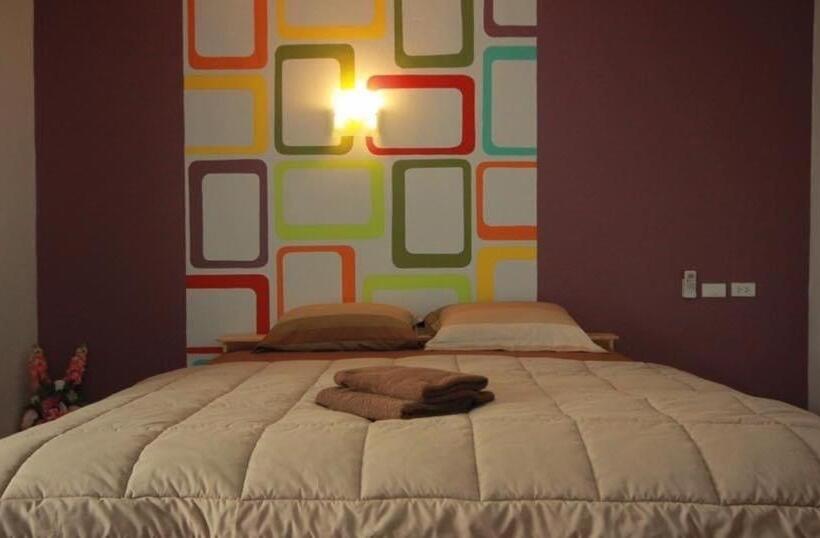 הוסטל The Shark Resort ปราณบุรี