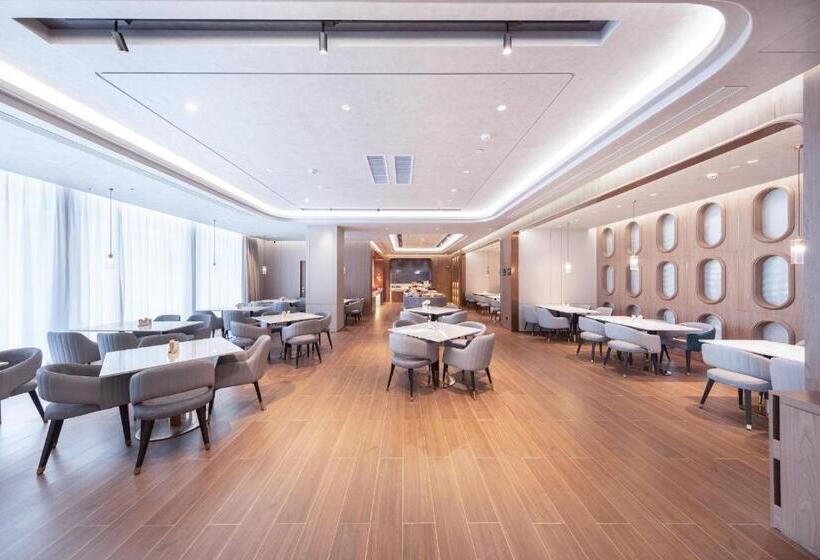 Atour Hotel Qingdao Laoshan Shilaoren Beach