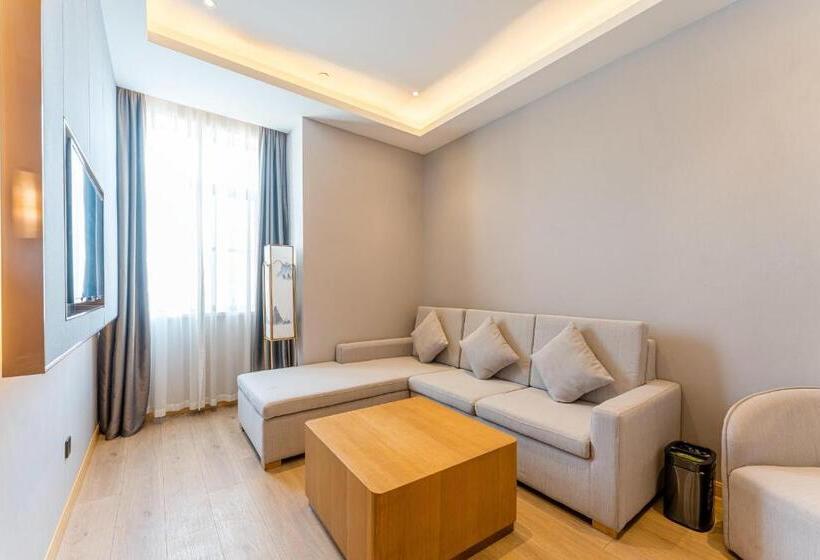 Atour Hotel Shanghai Pudong Jinqiao International Commercial Plaza