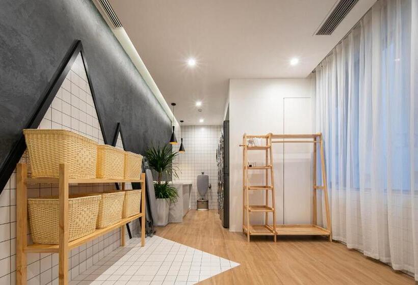 Atour Hotel Shaoxing Heqiao