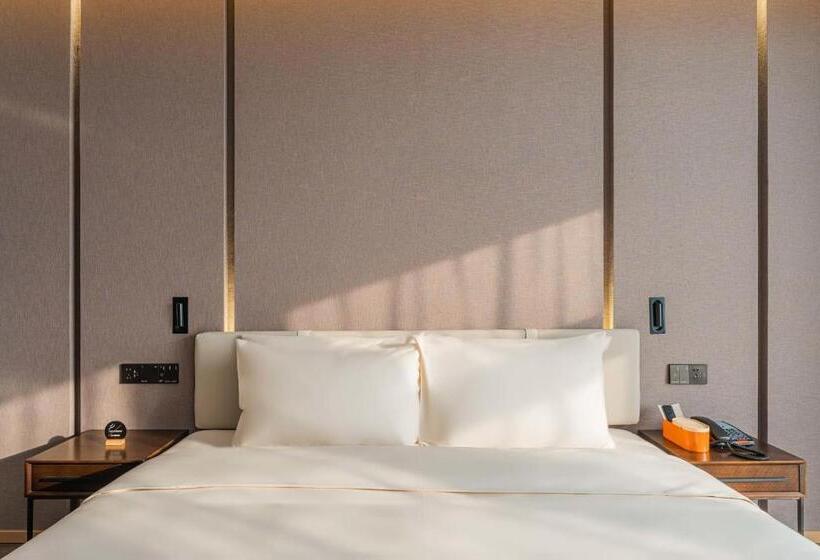 Atour Hotel Tianjin Binhai High Speed Railway Station