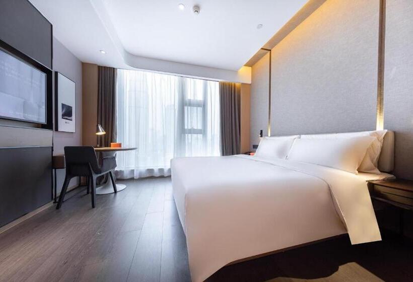 Atour Hotel Wuhan Tiandi Hankou Jiangtan