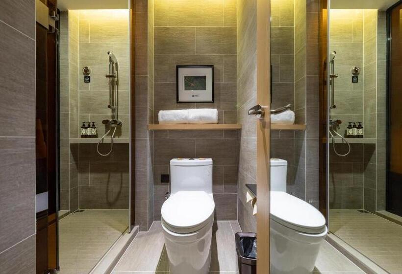 Atour Hotel Wuhan Tiandi Hankou Jiangtan