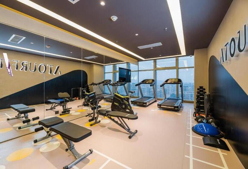 Atour Hotel Wuxi Coast City