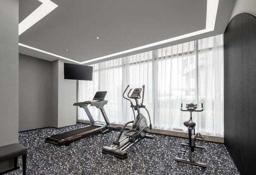 Atour Hotel Xiamen Meifeng Binhai Romantic Line