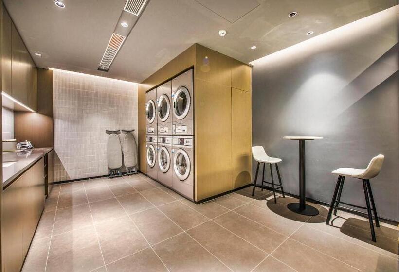 Atour X Hotel Dongguan Chang An Wanda