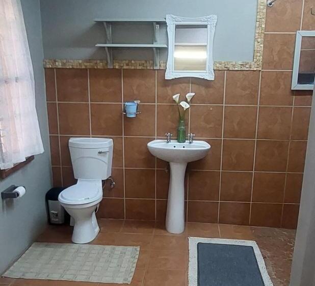 ベッドアンドブレックファースト Ilnika Farm Stay