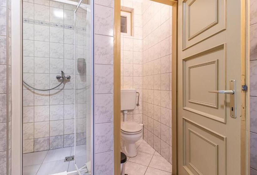 צימר Kisduna étterem Panzió