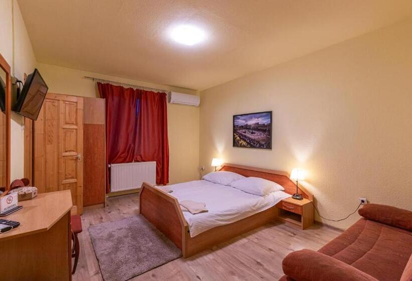 צימר Kisduna étterem Panzió