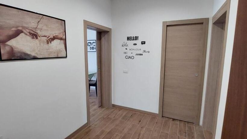 مبيت وإفطار La Porta Verde 8