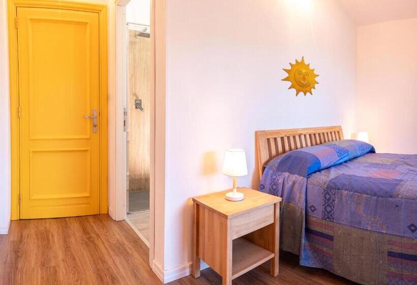 مبيت وإفطار Ollu E Stentu