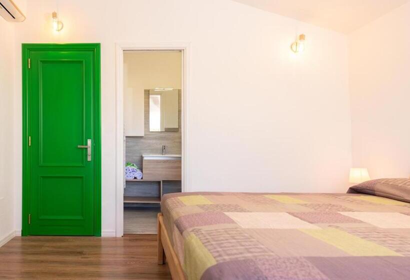 مبيت وإفطار Ollu E Stentu