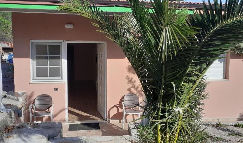 ベッドアンドブレックファースト Osteria Cesma E Kasines