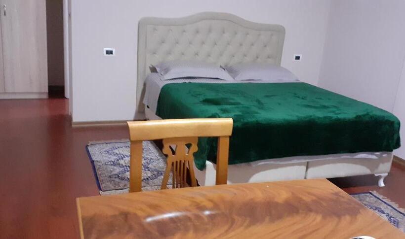 ベッドアンドブレックファースト Osteria Cesma E Kasines