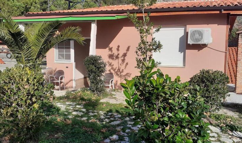 ベッドアンドブレックファースト Osteria Cesma E Kasines