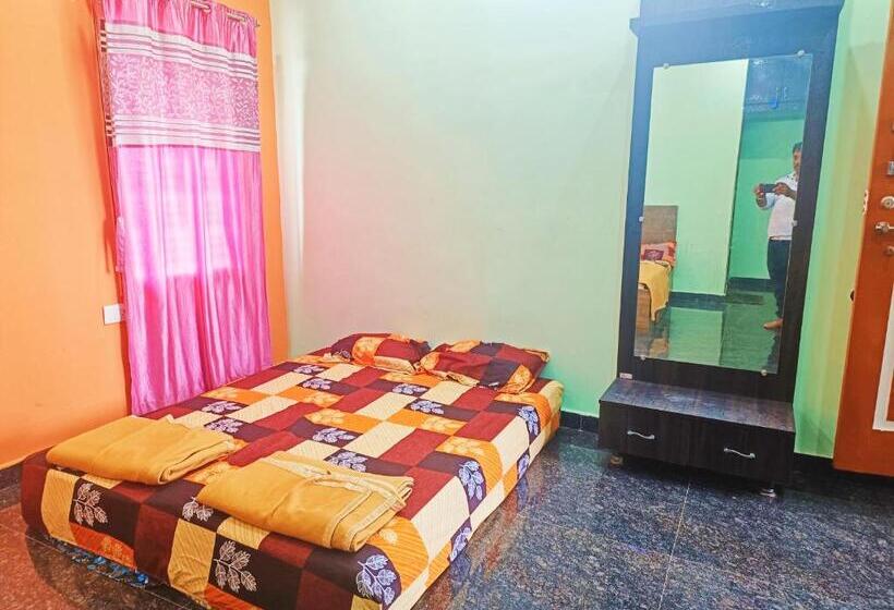 ベッドアンドブレックファースト Sahara Premium Family Homestay