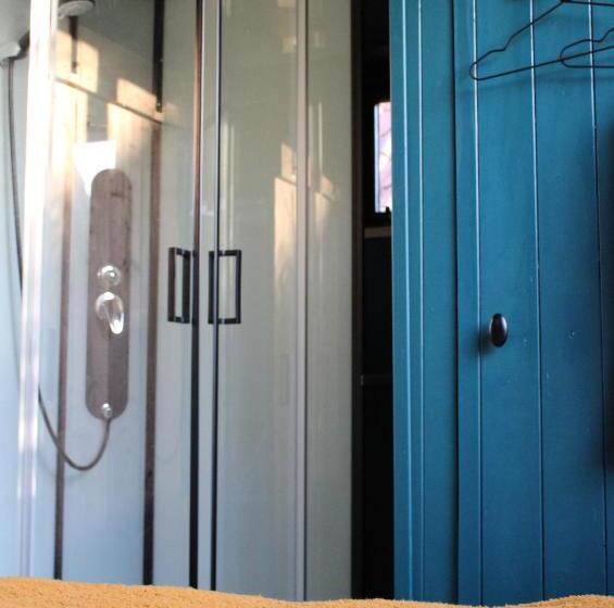 Bed and Breakfast Tiny House In De Boomgaard