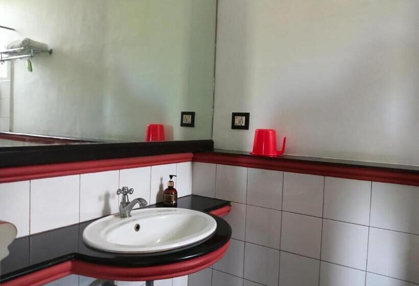 민박 Wom Beach Front Heritage Villa