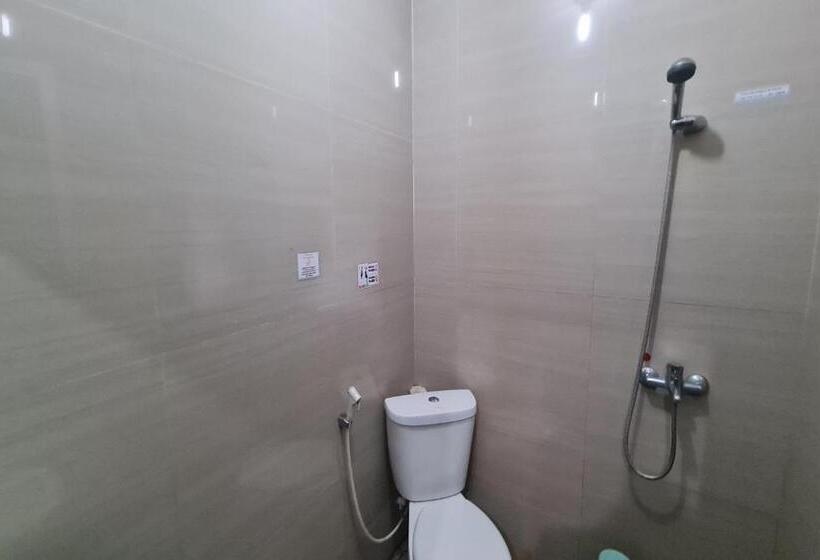 Capital O 93250 Hotel Tirta Kencana 2 Baturaden