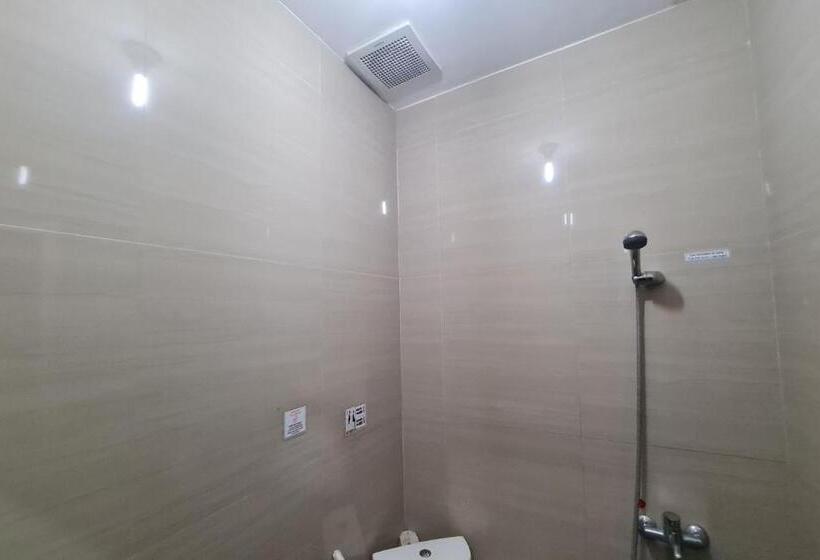 Capital O 93250 Hotel Tirta Kencana 2 Baturaden