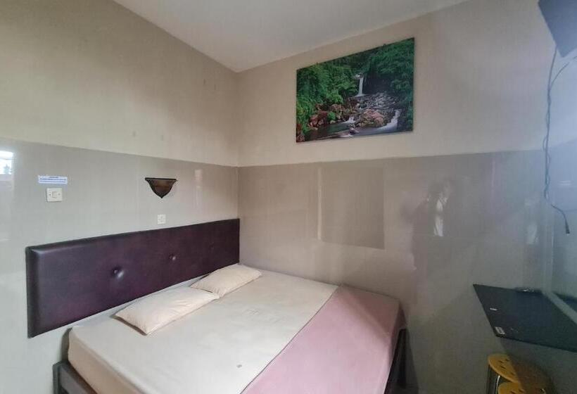 Capital O 93250 Hotel Tirta Kencana 2 Baturaden