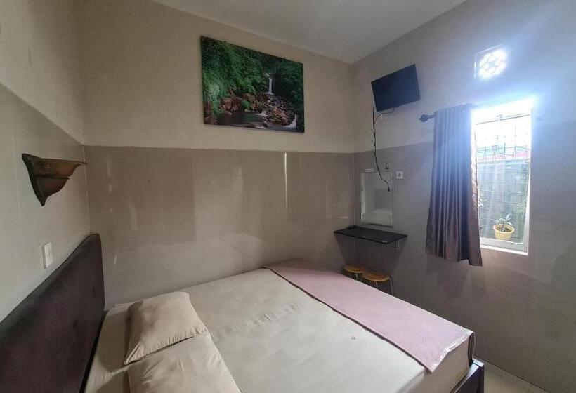 Capital O 93250 Hotel Tirta Kencana 2 Baturaden