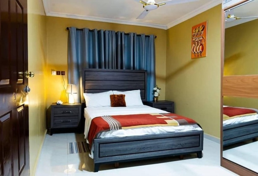 فندق Ampric Guest House And Lounge