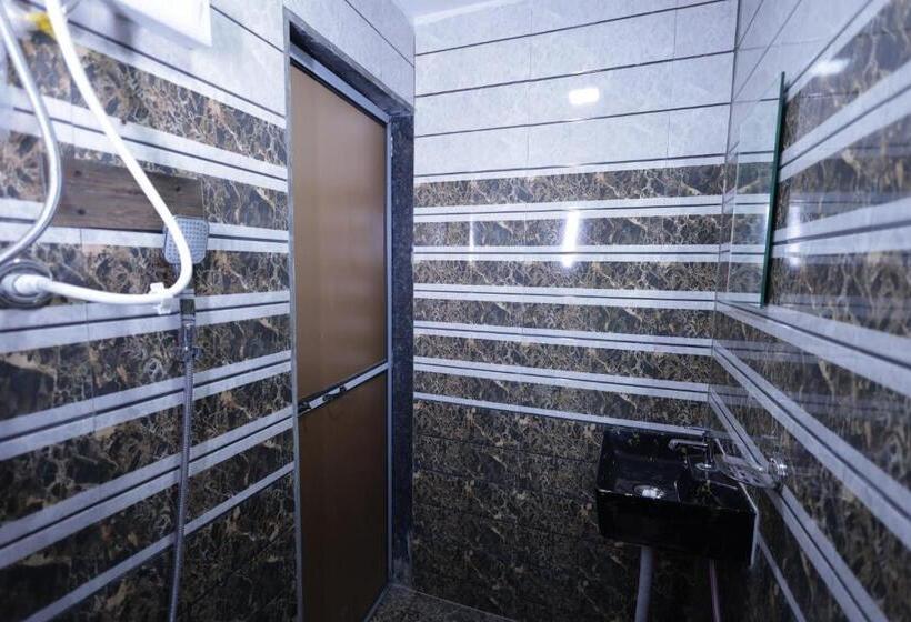 בית מלון כפרי Aravi Inn