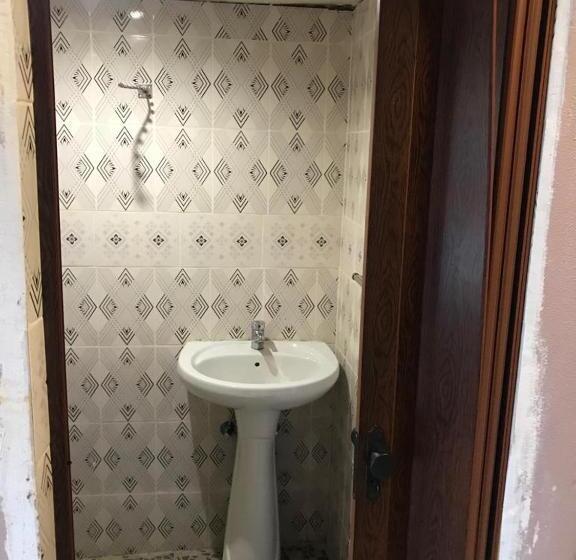מלון כמוסות New Waves Accommodation & Liquor
