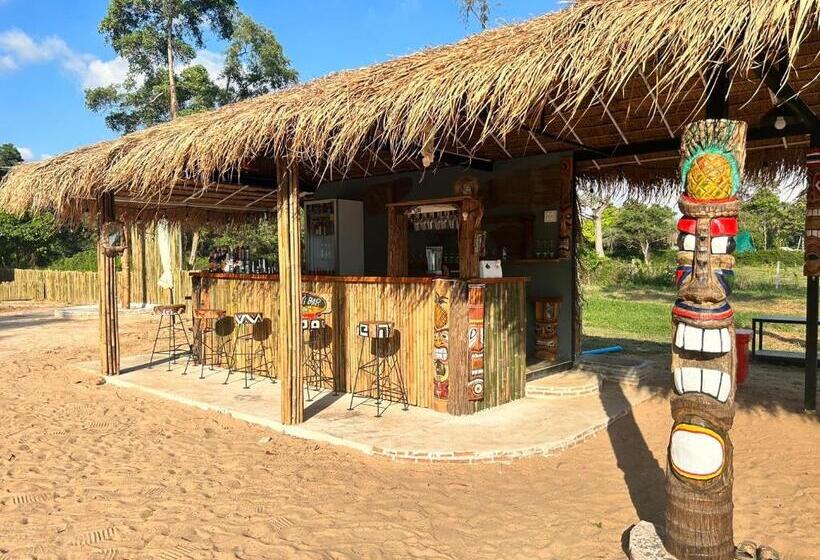 בית מלון כפרי Creamii Cafe Beach Rayong