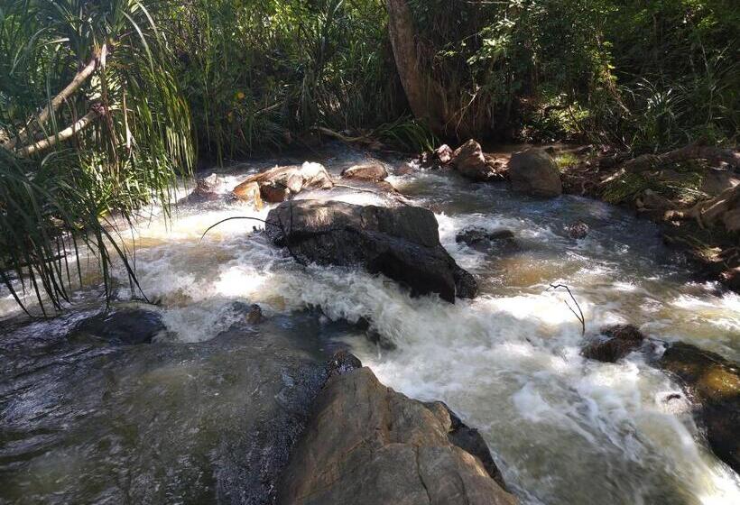 בית מלון כפרי Yonan River Face