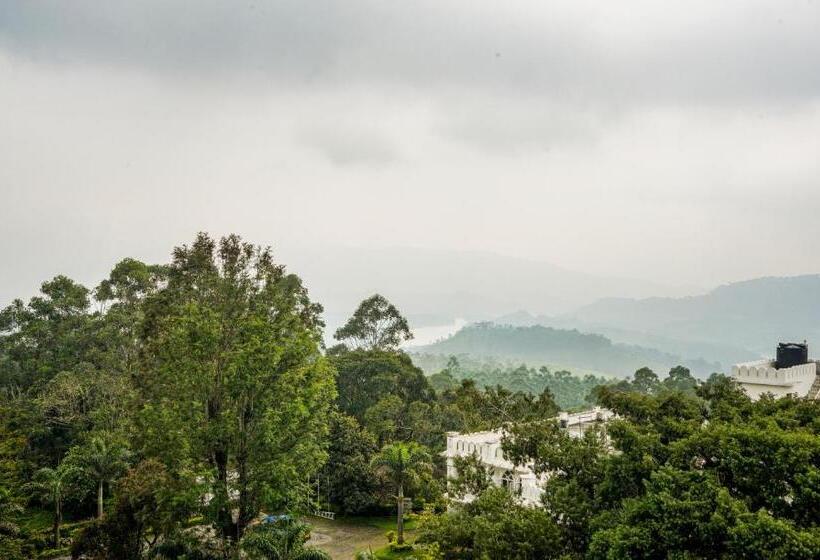 Itsy Hotels Classiyo Munnar Crown Resorts With Balcony