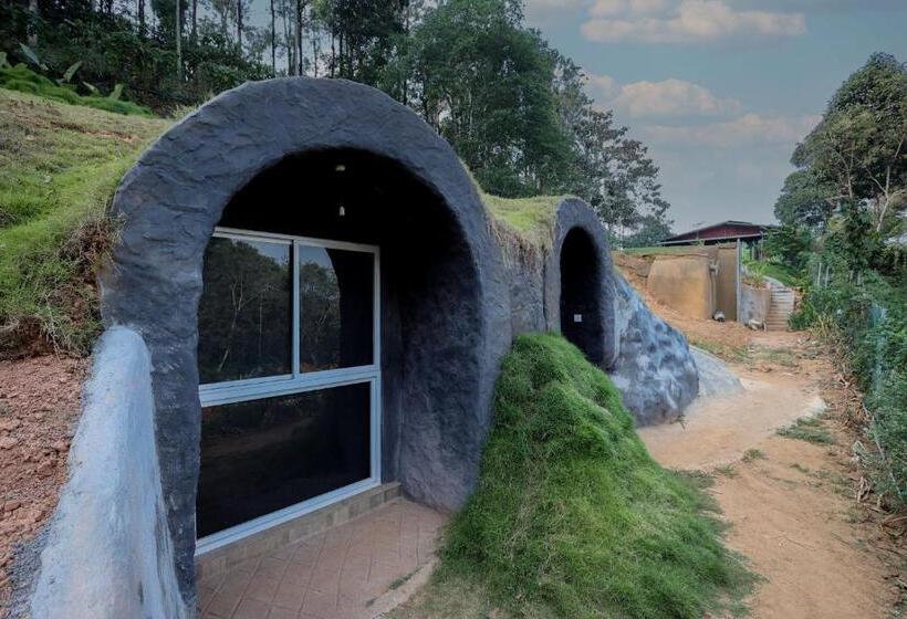 호텔 Konfudha Resort