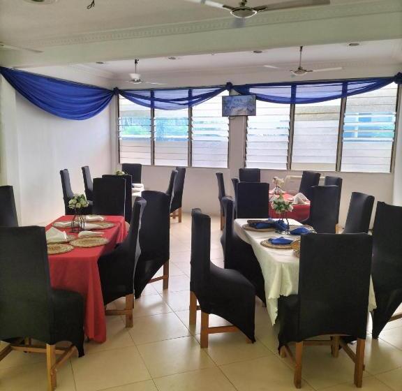 בית מלון כפרי Loreto Palm Villa