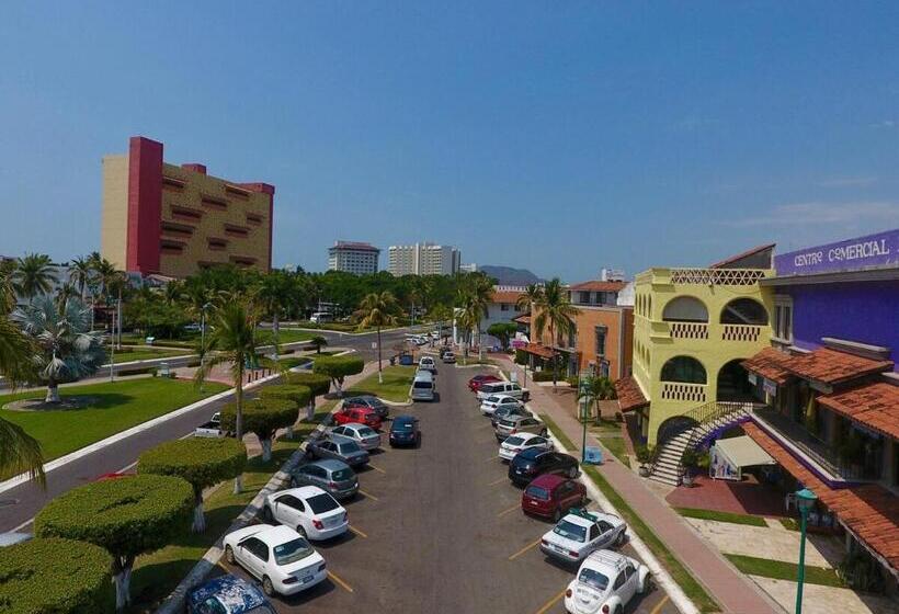 酒店 Los Patios Loft Suites