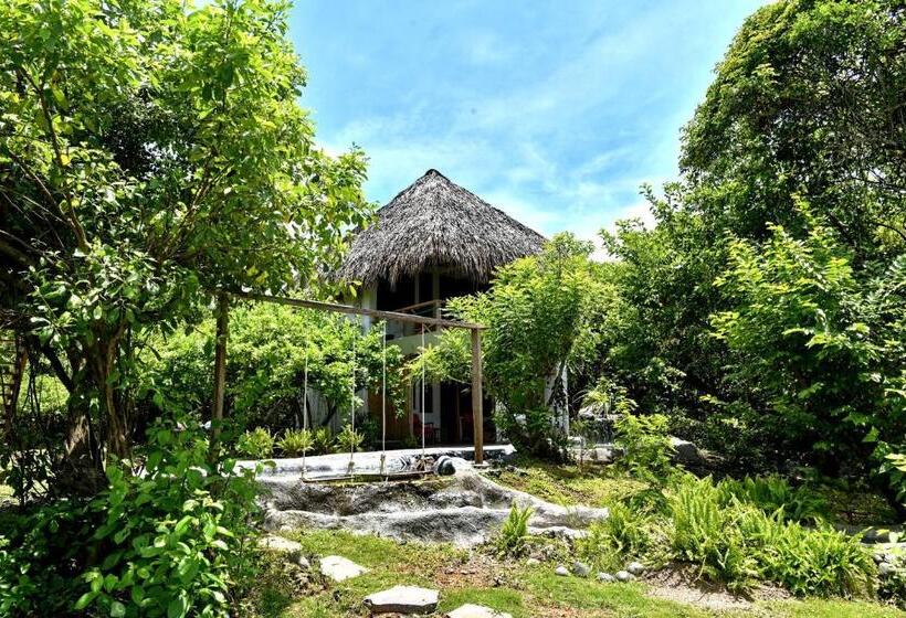 فندق Miravalleecosurf