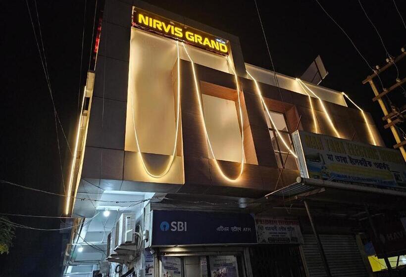 هتل Nirvis Grand