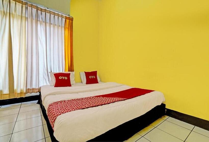 ホテル Oyo 93229 P3 Guest House