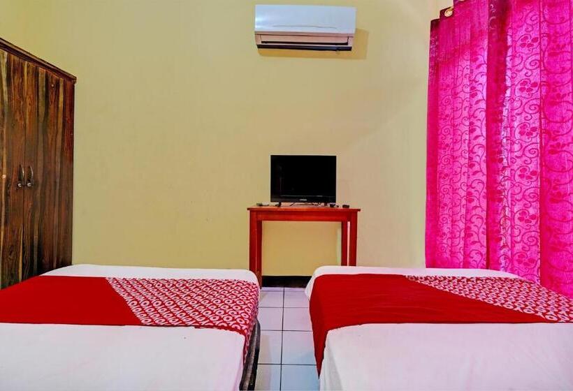 ホテル Oyo 93229 P3 Guest House