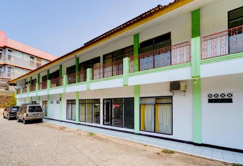 ホテル Oyo 93229 P3 Guest House