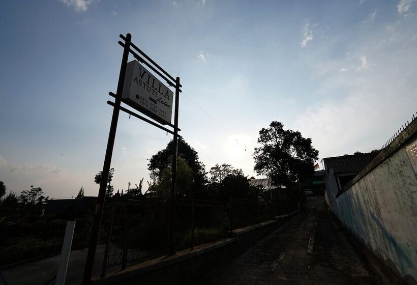 ホテル Oyo 93248 Villa Syariah Astuti Lestari