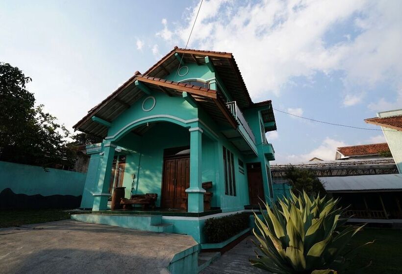 ホテル Oyo 93248 Villa Syariah Astuti Lestari