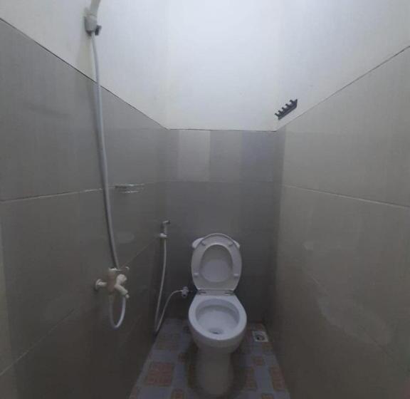 ホテル Oyo 93274 Oren Home Bekasi